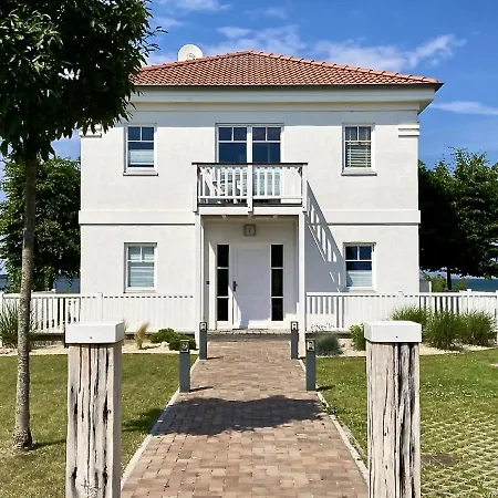 Traumferienhaus Sliminde By Seeblick Ferien Oro, Direkte Wasserlage E-saeule 6 Pers * Olpenitz